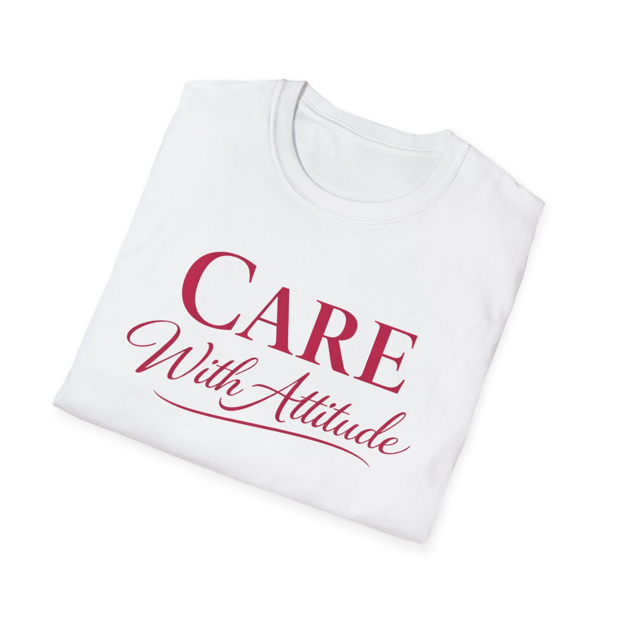 Camiseta "Cuidado con Actitud" — Camiseta de autocuidado con escritura elegante